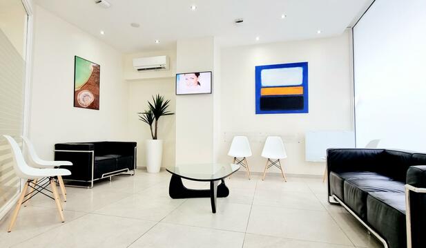 RECRUTE ASSISTANTE DENTAIRE (H/F) MEAUX