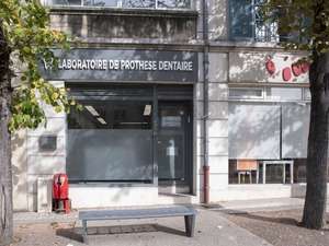 Recherche Prothésiste polyvalent en prothèse conjointe - POISSY CENTRE VILLE  H/F