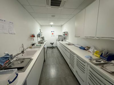 (54) Cabinet pour 2 praticiens à vendre près du Luxembourg (Réf : VE/80) 