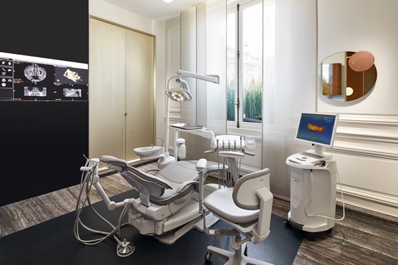 Recherche Collab.pour Soins et Prophylaxie  pour Paris 16 H/F