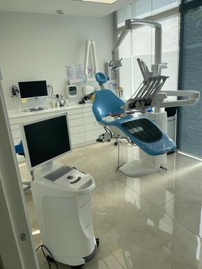 centre dentaire proche gare et aeroport d'orly H/F