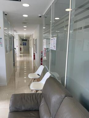 centre dentaire proche gare et aeroport d'orly H/F