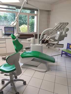 Vente matériel dentaire (fauteuil et petit matériel) cause retraite