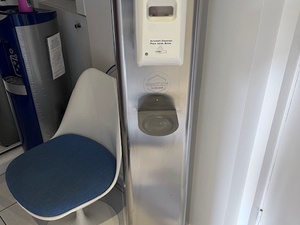 Distributeur de gel hydroalcoolique