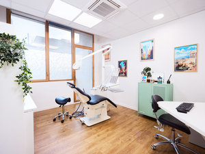 Recherche assistant(e) dentaire qualifié(e) lyon (H/F)
