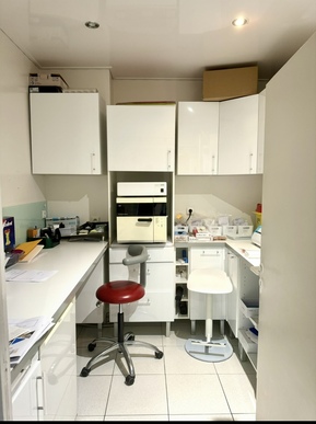 Loue 2 cabinets dentaires ( ortho ou omnipraticien )
