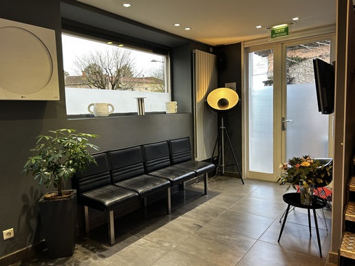Recherche Collaborateur(trice) (proximité gare) 20 kms au Nord de Lyon (à Anse) H/F