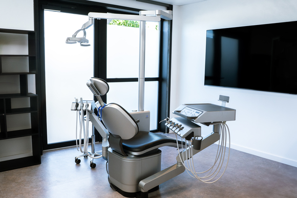 Recherche praticien spécialisé en orthopédie dento-faciale H/F