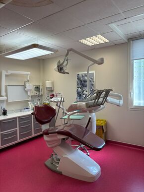 Chirurgien-dentiste omnipraticien F/H - (4 jours par semaine).