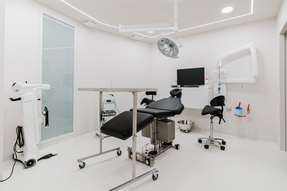 Recrutement : Assistante dentaire en CDI (Grenoble – chirurgie & implantologie) H/F