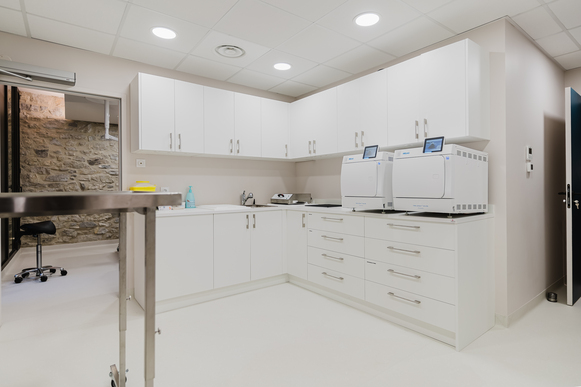 Recrutement : Assistante dentaire en CDI (Grenoble – chirurgie & implantologie) H/F