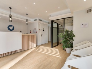 Recherche ASSITANTE DENTAIRE QUALIFIÉE - SURESNES H/F