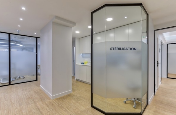 Recherche ASSITANTE DENTAIRE QUALIFIÉE - SURESNES H/F