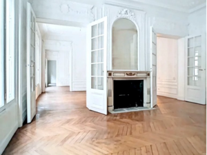 AV local professionnel de caractère Rdc 220m2 Paris 16e OCDE Flandrin