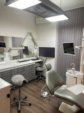 CESSION CABINET DENTAIRE ET MURS PROFESSIONNELS TOULON