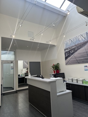 Location cabinet 2 fauteuils + salle de chirurgie 