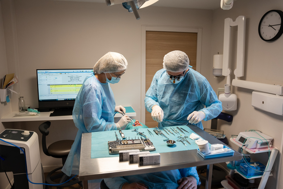 Recherche chirurgien-dentiste H/F