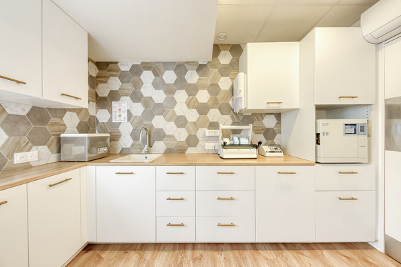 Recherche assistante dentaire qualifiée ou contrat pro h/f