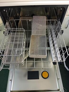 Thermo-désinfecteur Mièle