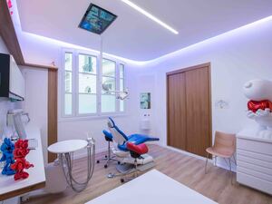 Paris 16 – Location de locaux dentaires équipés (Ortho / Pédodontie)