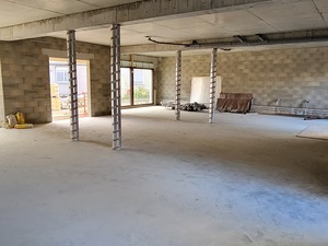 Mézières-sur-seine-Epône (78) Local commercial 158 m2 à vendre brut aménagement mitoyen maison de santé