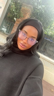 Assistante dentaire en contrat professionnel 