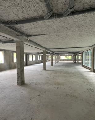 Eco-quartier Paris 19e local neuf 190m2 à 50m centre d'imagerie IRM