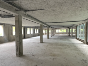 Eco-quartier Paris 19e local neuf 190m2 à 50m centre d'imagerie IRM