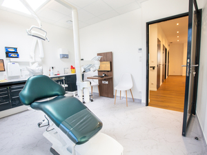 Recherche assistante dentaire diplômée expérimentée  H/F