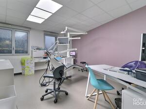 urgent , suite à changement de Région, Cabinet Récent, patientèle fidèle recherche praticien/ne