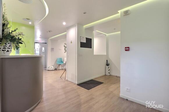 urgent , suite à changement de Région, Cabinet Récent, patientèle fidèle recherche praticien/ne