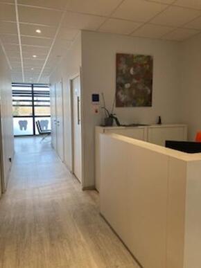 Urgent. Cède cabinet raison de santé.