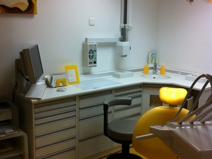 (75) Cabinet dentaire libéral