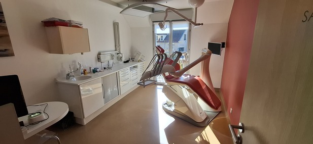 SYDEL vous propose un cabinet à Fourqueux (78) Maison médicale murs et fonds