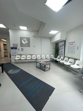 URGENT,  recherche un chirurgien dentiste (ominpraticien) H/F