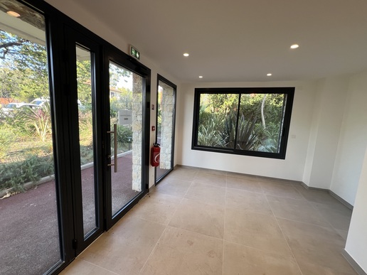 MOUGINS (06) - A VENDRE POUR OTHODONTISTES PEDODONTISTES EXCLUSIVEMENT