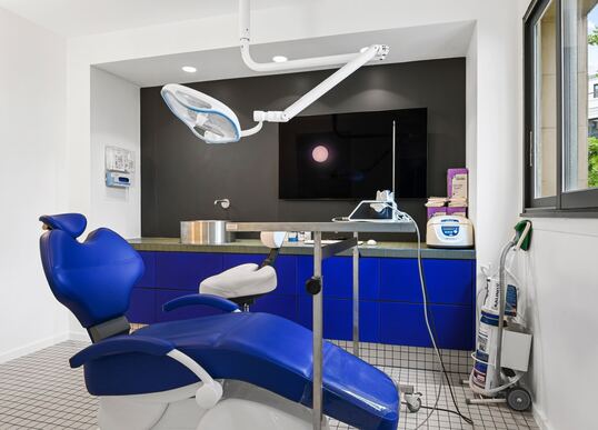 Cabinet dentaire de groupe à Asnières-sur-Seine (92) recherche collaborateur libéral (H/F)