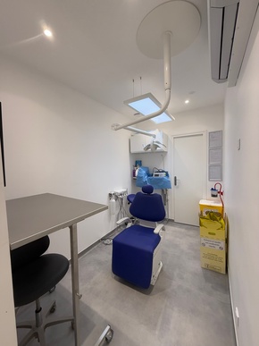 SYDEL vous propose un cabinet à Paris 8 – Patientèle fidèle, matériel complet, cabinet optimisé