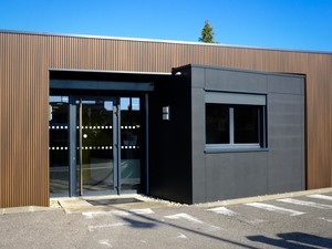 Cabinet dentaire omnipratique/implantologie à Mornant 69440 recherche assistant(e) dentaire qualifié(e) ou en contrat de professionnalisation. H/F