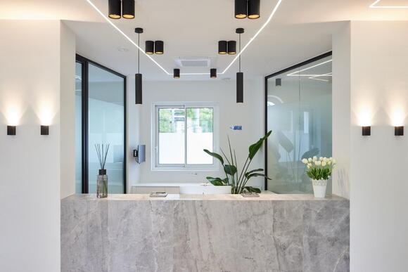 Cabinet de standing cherche assistant(e) dentaire orthodontie  H/F