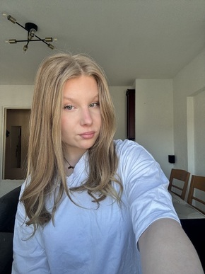 Recherche structure pour un poste d'assistante dentaire en alternance