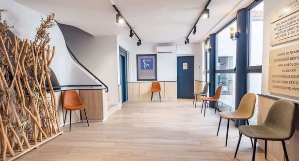 Recherche assistante dentaire en alternance 35h (lundi, vendredi et samedi + jour d'école) H/F