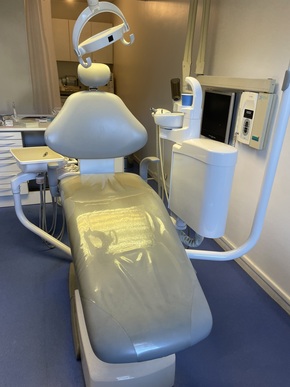 Équipement dentaire Belmont.