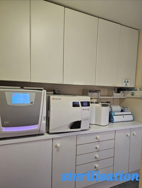  SYDEL vous propose un cabinet à Guyancourt (78) – Fonds libéral et murs