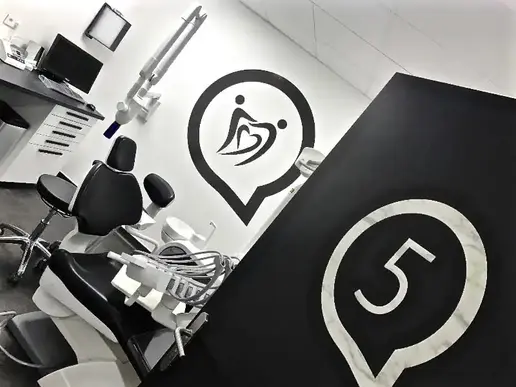 Centre Dentaire à Aix-en-Provence recrute Chirurgien-Dentiste (H/F)