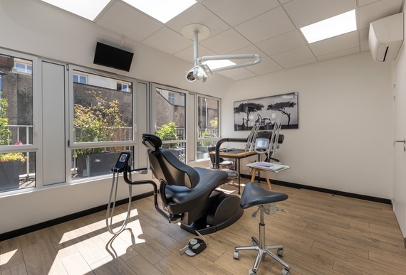 Recherche ASSISTANTE DENTAIRE QUALIFIÉE  H/F