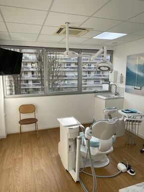 Recherche chirurgien dentiste h/f