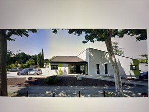 À VENDRE L’Isle / Sorgue (84), Cabinet Dentaire 232 m2, Omnipratique / Paro / Implanto,  Zone très sous dotée / Aide à l’installation, Financement et Accompagnement assurés