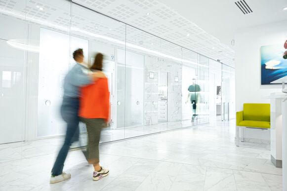 Le Cristal - Recherche un(e)  parodontiste / un(e) pédodontiste / un(e) omnipraticien H/F