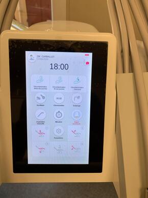 Unit plafond Qetin état neuf